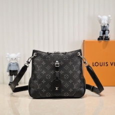 LV Hobo Bags